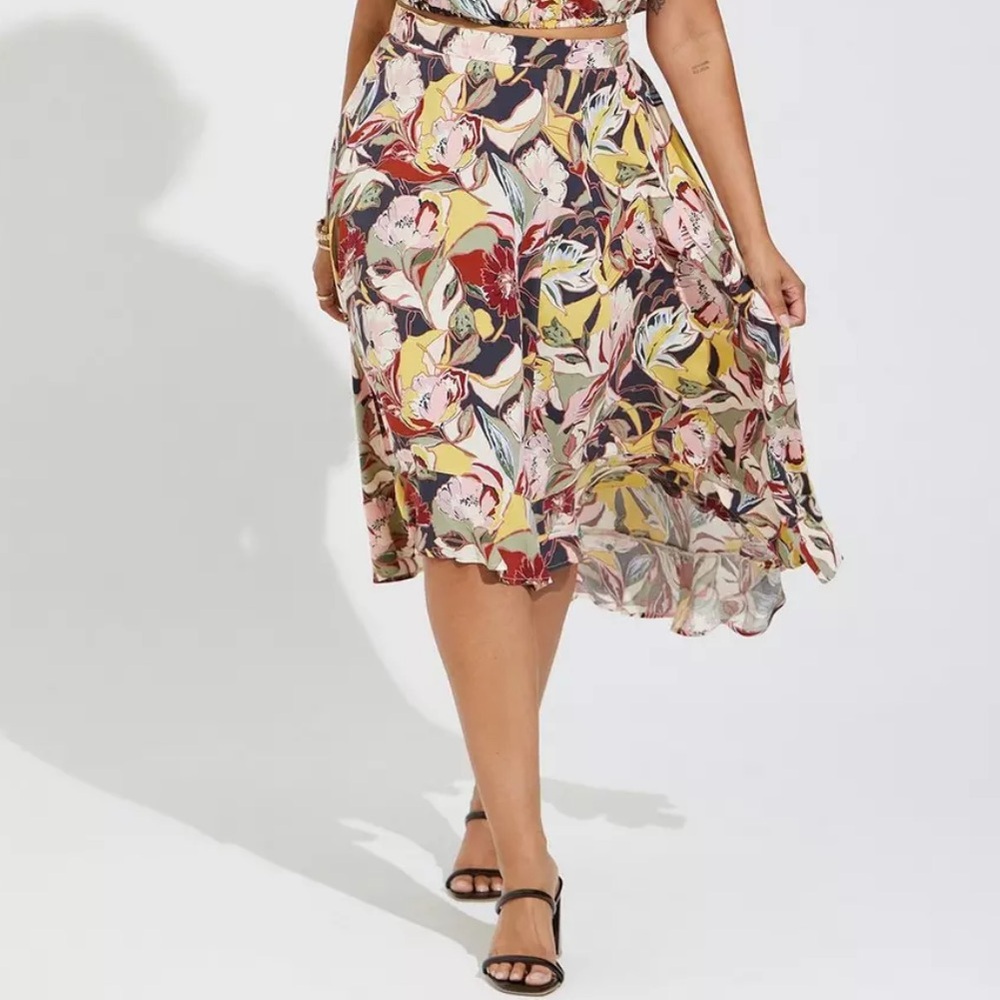Torrrid colorful floral high low hem challis shirt 1X 14/16 plus size Women's